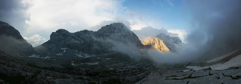 Cima della Moiazzetta della Grava, Cima delle Sasse e in fondo la Moiazza